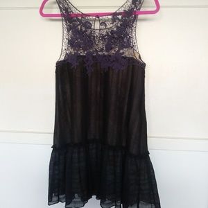 Beautiful feminine Lace Dress with lining